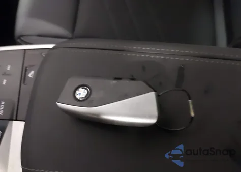 2025 BMW X2 xDrive28I z USA, uszkodzony, nr VIN WBX63GM00S5375786